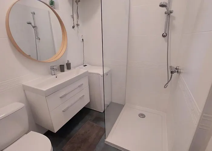 Apartament Voeroestorony *